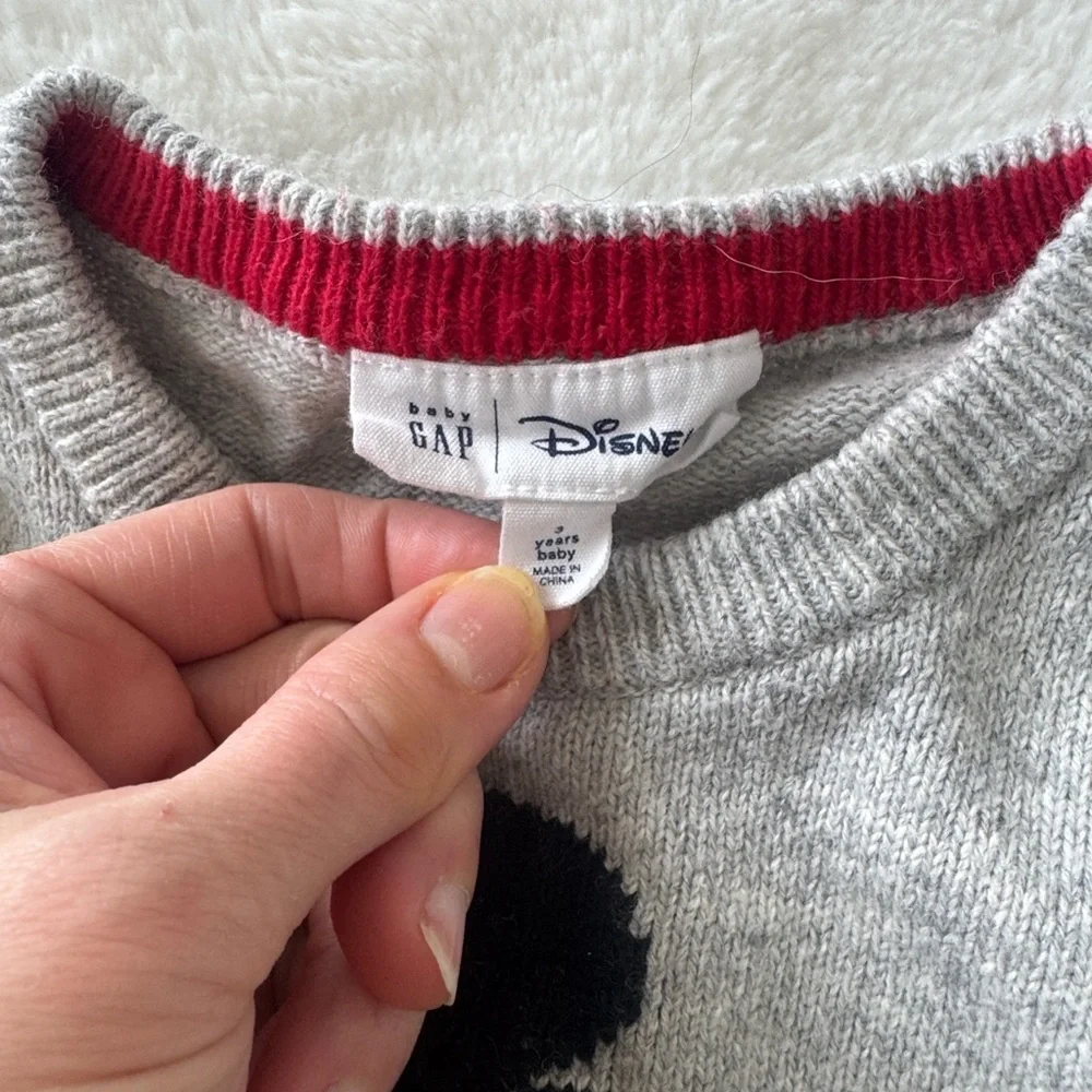 Gap Disney Mickey gray crewneck graphic knit long sleeve cotton sweater size 3